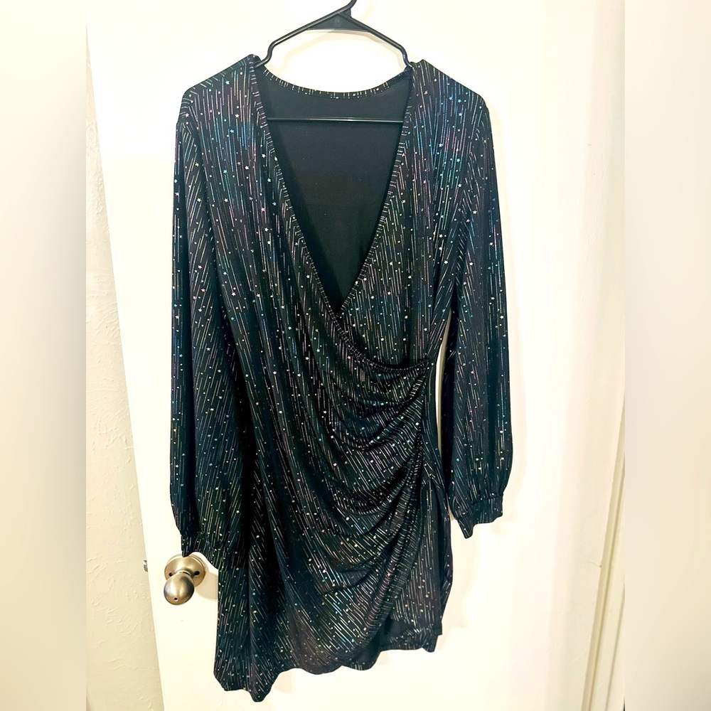 SHEIN dressed XL, faux wrap. Compliments figure. Worn once